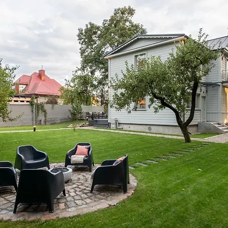 With Private Bathroom At Three Bedroom Interwar Grabyte With Daily Spaces To Share By Pine Forest On The Bank Of The River- 8min By Car From Old Town Kaunas