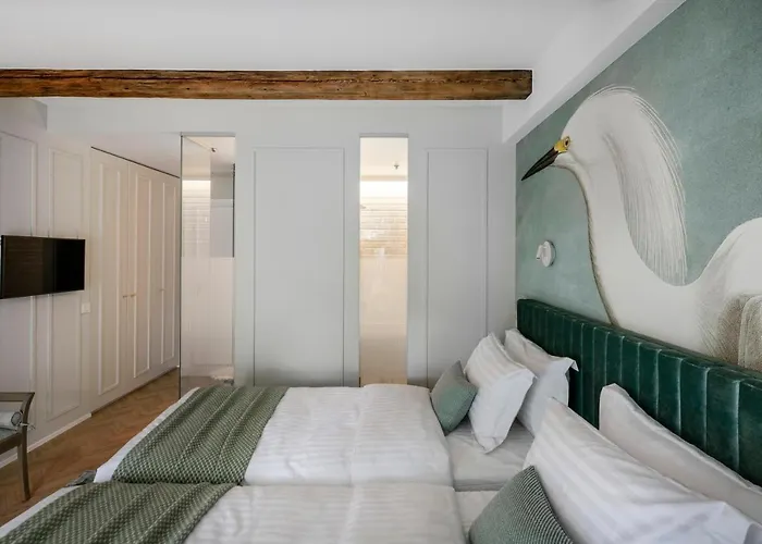 With Private Bathroom At Three Bedroom Interwar Grabyte With Daily Spaces To Share By Pine Forest On The Bank Of The River- 8min By Car From Old Town Pensionat 4*