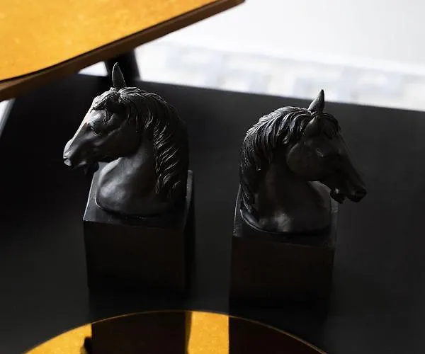 With Private Bathroom At Three Bedroom Interwar Grabyte With Daily Spaces To Share By Pine Forest On The Bank Of The River- 8min By Car From Old Town Pensionat 4*