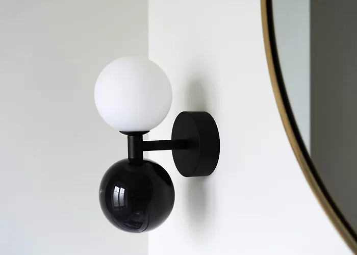 With Private Bathroom At Three Bedroom Interwar Grabyte With Daily Spaces To Share By Pine Forest On The Bank Of The River- 8min By Car From Old Town Pensionat 4*