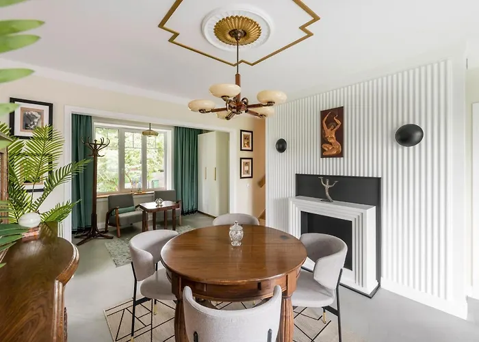 Pensionat With Private Bathroom At Three Bedroom Interwar Grabyte With Daily Spaces To Share By Pine Forest On The Bank Of The River- 8min By Car From Old Town 4*